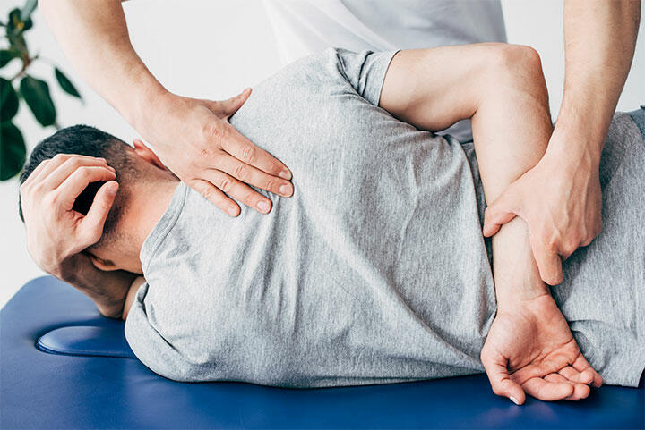 Terapia barku – praca z łopatką i stawem ramiennym