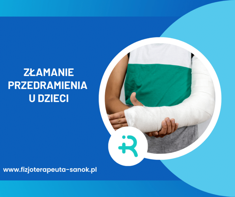 Dziecko ze złamaniem przedramienia w gipsie.